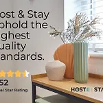 Host & - Sunbird 度假居 *