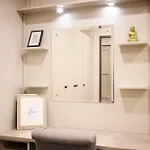 Host & - Sunbird * York