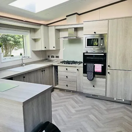 Sunbird With Hot Tub Casa vacanze York