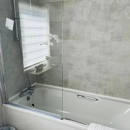 別荘 Host & - Sunbird