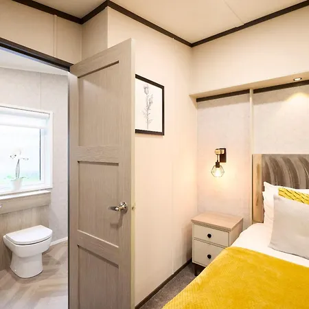 Host & - Sunbird Holiday home York