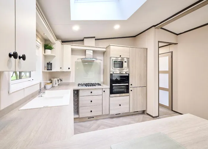 Holiday home Host & - Sunbird York