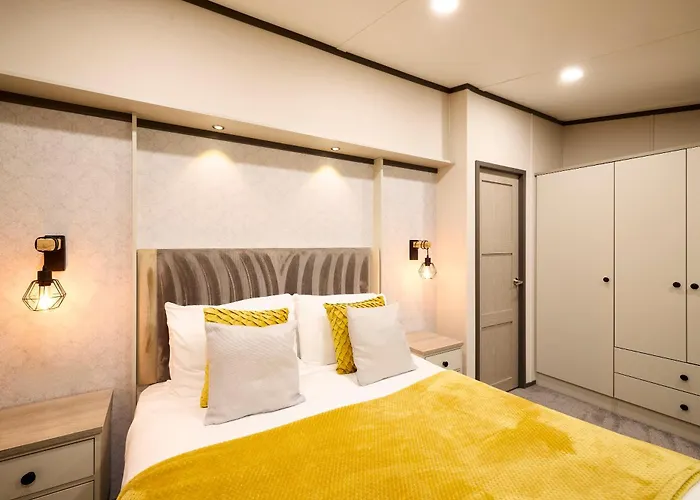 Holiday home Host & - Sunbird *