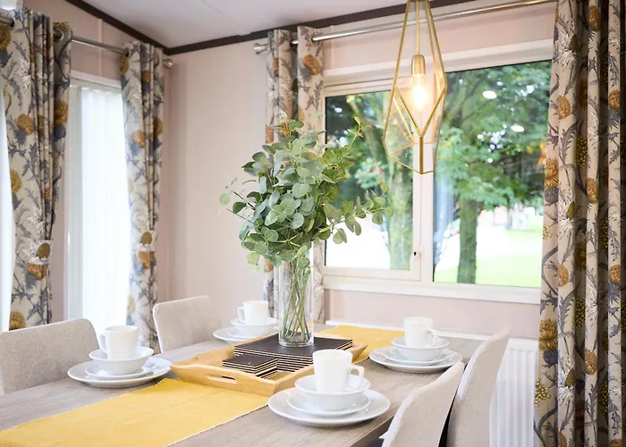 Host & - Sunbird Holiday home