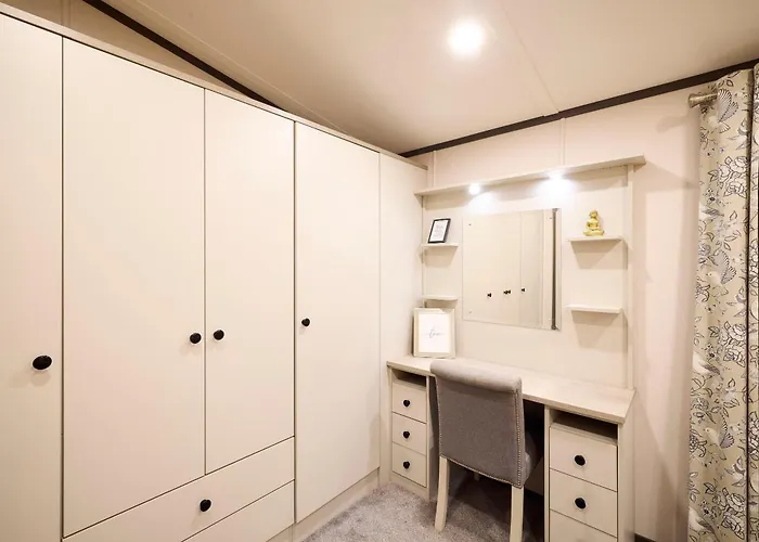 Host & - Sunbird York