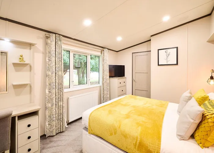 Host & - Sunbird * York