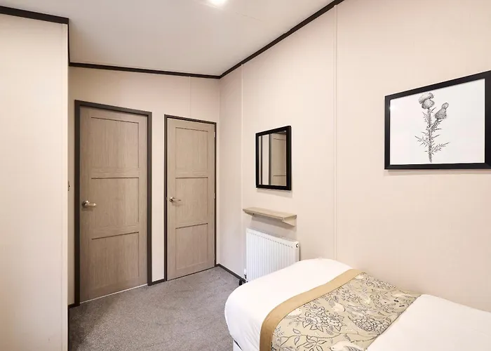 Host & - Sunbird Holiday home *