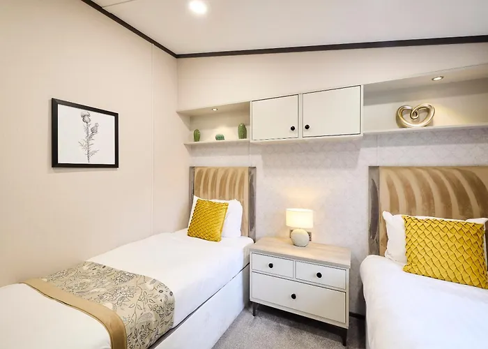 Host & - Sunbird Holiday home