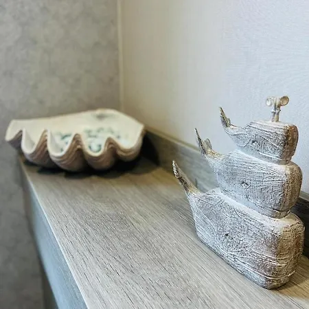 בית נופש Host & - Sunbird יורק